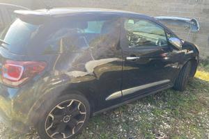 Citroen DS3 - Motore fuso