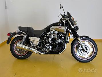 Yamaha V Max 1200