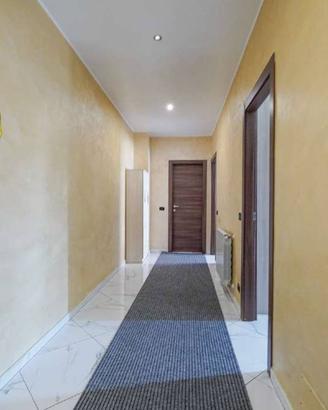 Appartamento di 80 m² con 3 locali e box auto a Ve