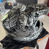 Casco Fly Racing Victory