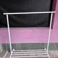 Stand  senza ruote