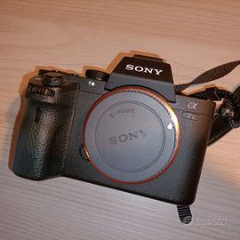 Sony Alpha 7 II solo corpo