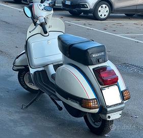 Piaggio Vespa 125 PX