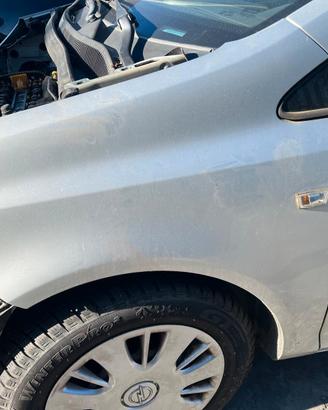 Parafango anteriore sx Opel Corsa D