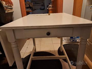 tavolo ikea allungabile e 3 sedie