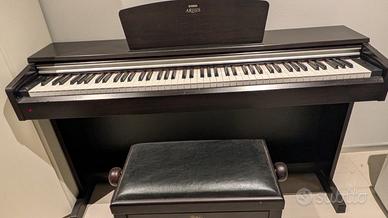 pianoforte digitale Yamaha Arius YDP-141