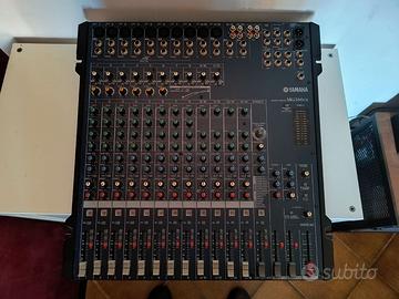 Mixer Yamaha MG 166 CX