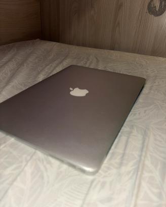 MacBook Air (13-inch, 2017)