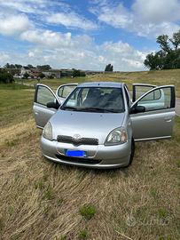 SPLENDIDA TOYOTA YARIS