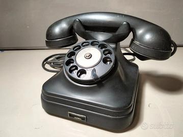 Telefono vintage In Bachelite F.A.C.E. Milano