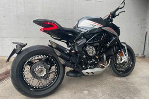 Mv agusta dragster 800rr scs