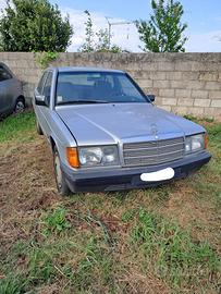 Mercedes 190 E per ricambi