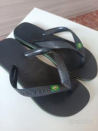 havaianas nere 