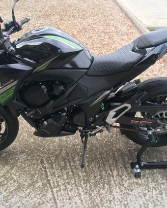 KAWASAKI Z 800