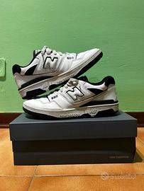 New Balance 550 bianche e nere