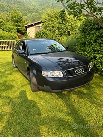 Audi A4 1.8T quattro 