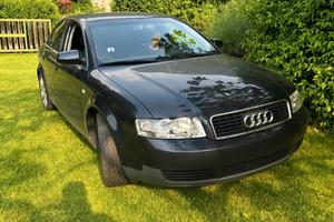 Audi A4 1.8T quattro 