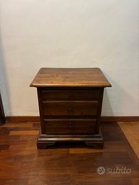 Comodini legno massello