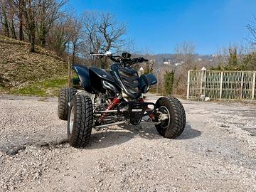 Yamaha raptor 660r