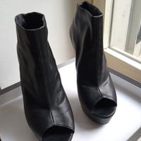 Scarpa in pelle n°37