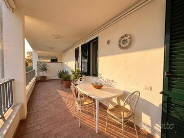 Appartamento ristrutturato con spazioso terrazzo