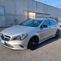 Mercedes-Benz CLA 180 d Shooting Brake