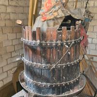 antico torchio per il vino