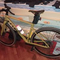 bici gravel cube grx 1x12 misura S    10/2023