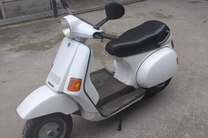 Vespa Cosa 150