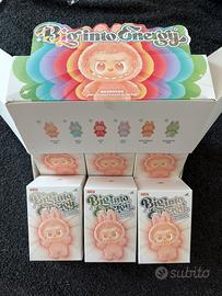 Scatola con 6 Labubu 3 generazione