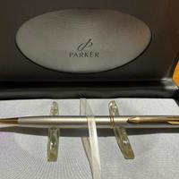 penna Parker 