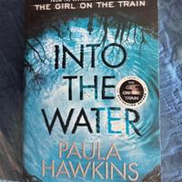 Libro thriller “Into the Water” Paula Hawkins