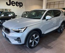 VOLVO XC40 T2 aut. SOLO 2700KM