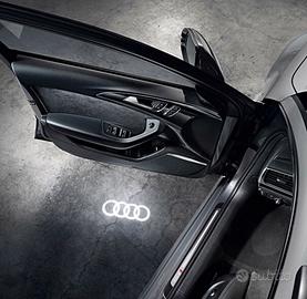 luci led porta cortesia logo Audi originali