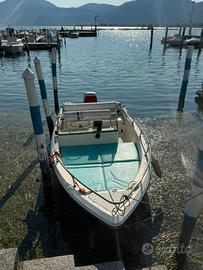 Motoscafo open capelli