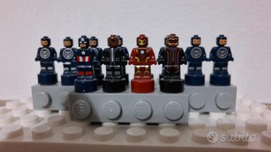 micro Minifigures Shield Helicarrier 76042
