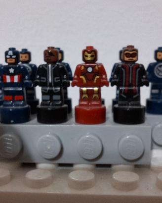 micro Minifigures Shield Helicarrier 76042