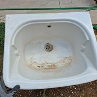 Pilozza in ceramica Globo con basamenti in granito