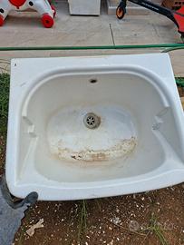 Pilozza in ceramica Globo con basamenti in granito