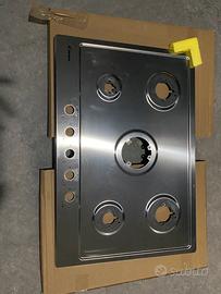 Superficie acciaio piano cottura Candy 5 fuochi