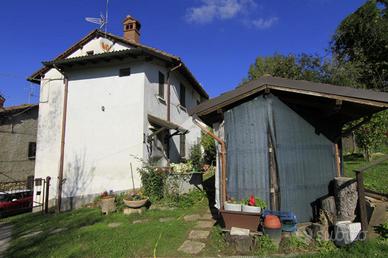 CASA SEMINDIPENDENTE A GAVI