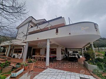 Villa o villino Salerno [A4336002]