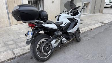 BMW f800GT