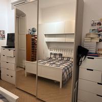 Armadio con specchio