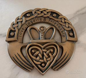 Bronze claddagh ring wall plaque