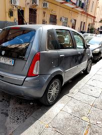 musa con fermo 3484869890