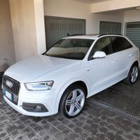 AUDI Q3 TDI