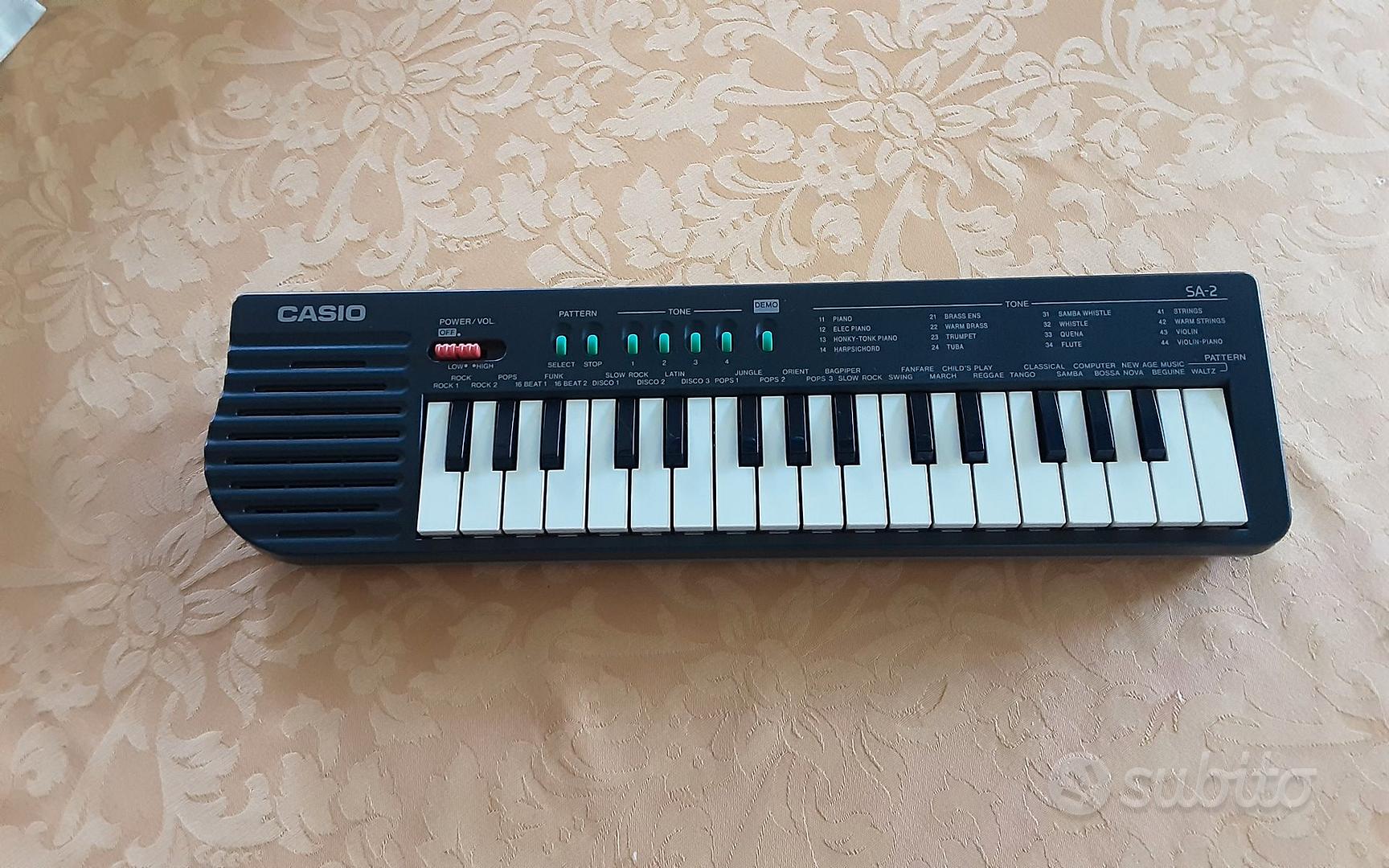 Casio Electronic Keyboard SA2 Strumenti Musicali In vendita a Como