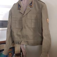 Uniforme divisa militare artiglieria.