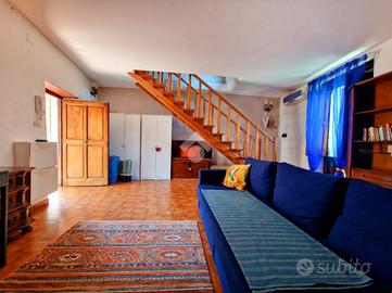 3 LOCALI A SANT'AGATA DE' GOTI